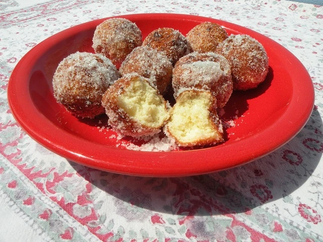 Topfenb&auml;llchen