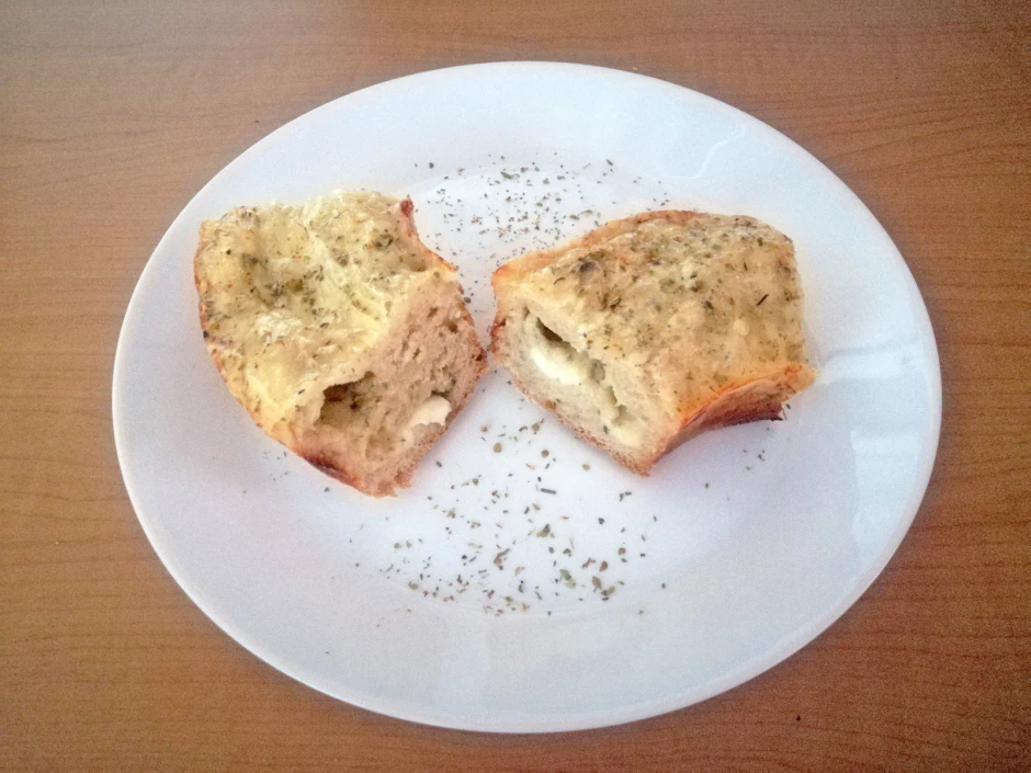 Pizzarolle aus dem Camping-Backofen