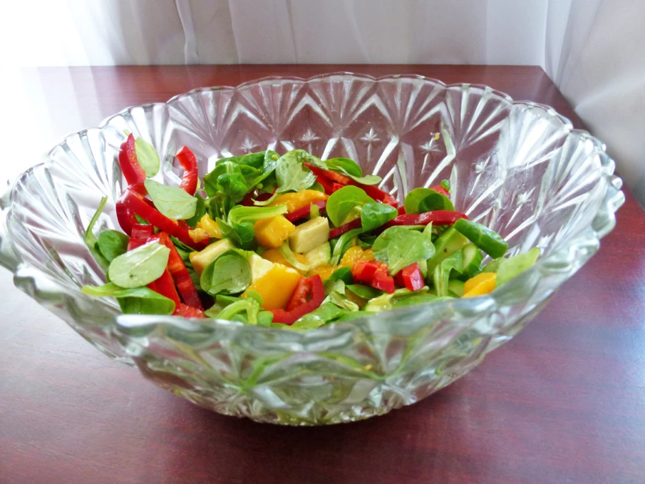 Avocado Mango Salat