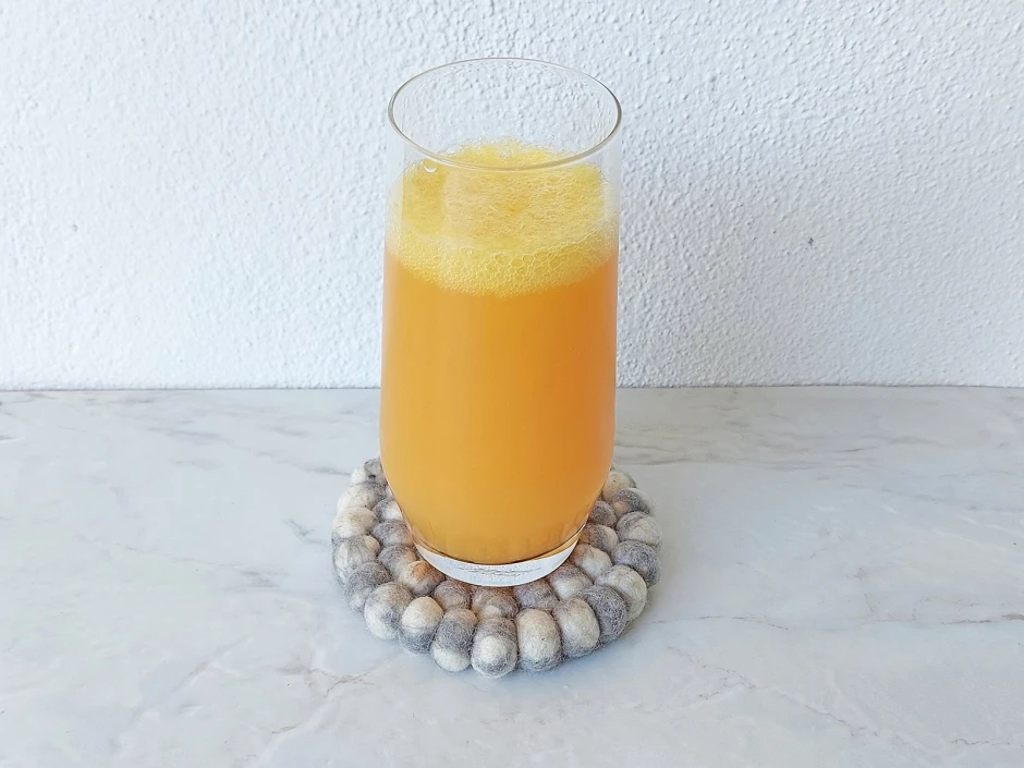 Apricot Fizz Cocktail