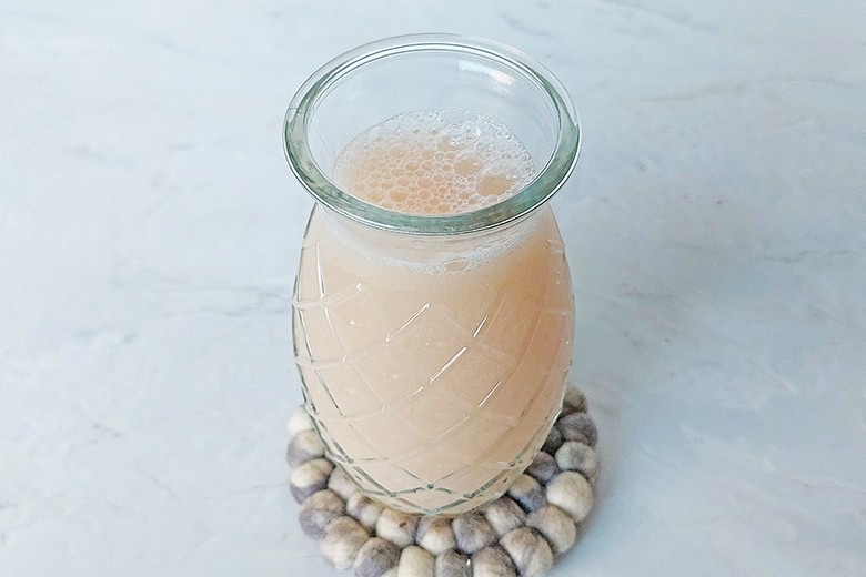 Kokos-Apfel Sprizz Cocktail
