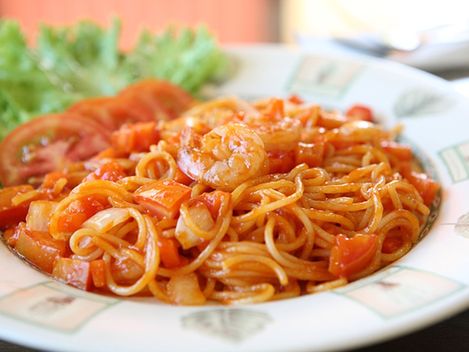 Spaghetti in Karotten-Garnelen-Sauce