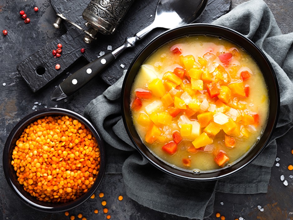Kartoffelsuppe mit roten Linsen