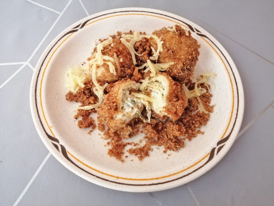 Käsegefüllte Topfenknödel