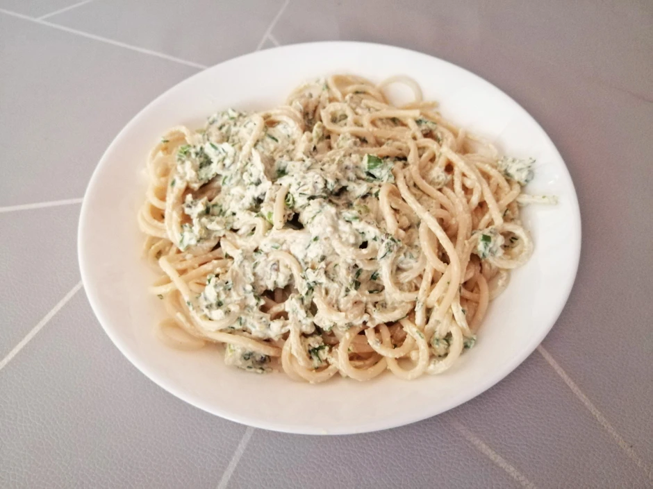 Dinkelspaghetti mit K&uuml;rbiskern-Topfen