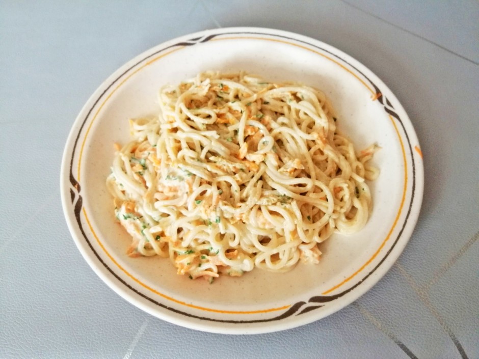 Dinkelspaghetti mit Karotten
