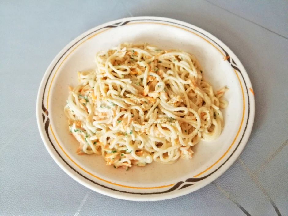Dinkelspaghetti mit Karotten