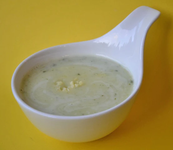 Brokkoli-K&auml;se-Suppe