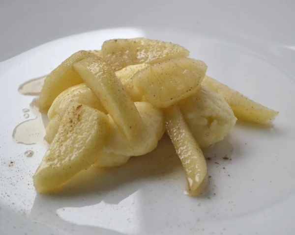 Apfelnockerl
