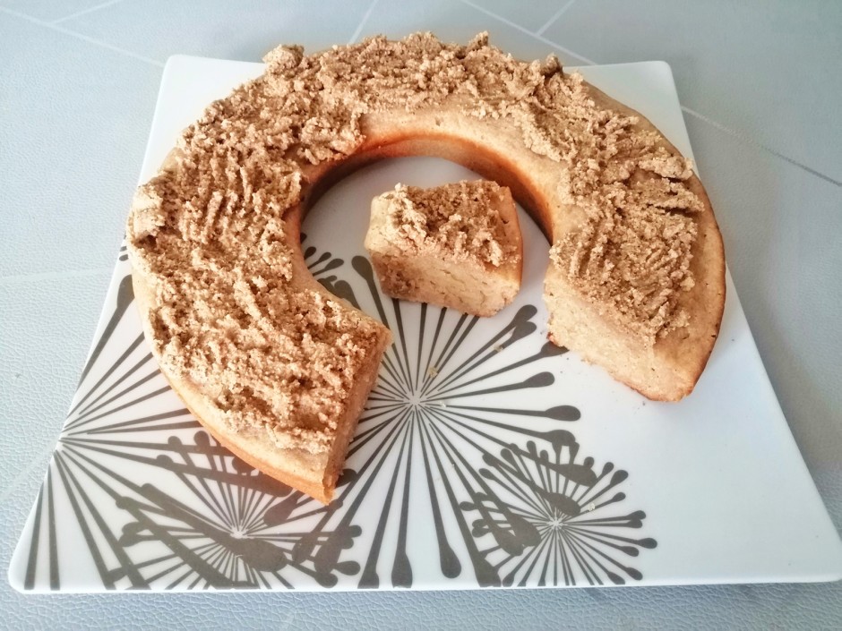 Zimt-Kuchen aus dem Camping-Backofen