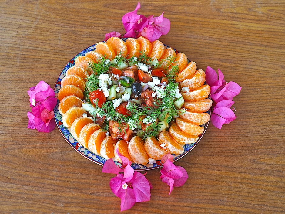Herbstsalat mit Mandarinen und Feta