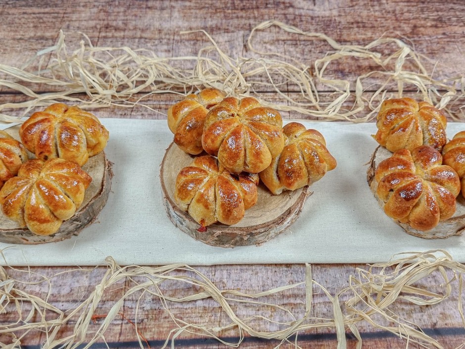 Salami-Pizza-Pumpkins