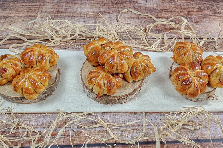 Salami-Pizza-Pumpkins
