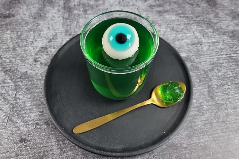 Gruseliger Waldmeister Wackelpudding