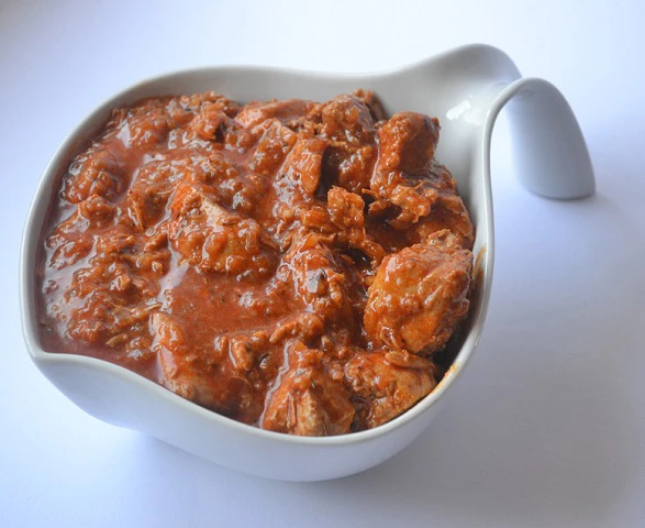 H&uuml;hner Gulasch