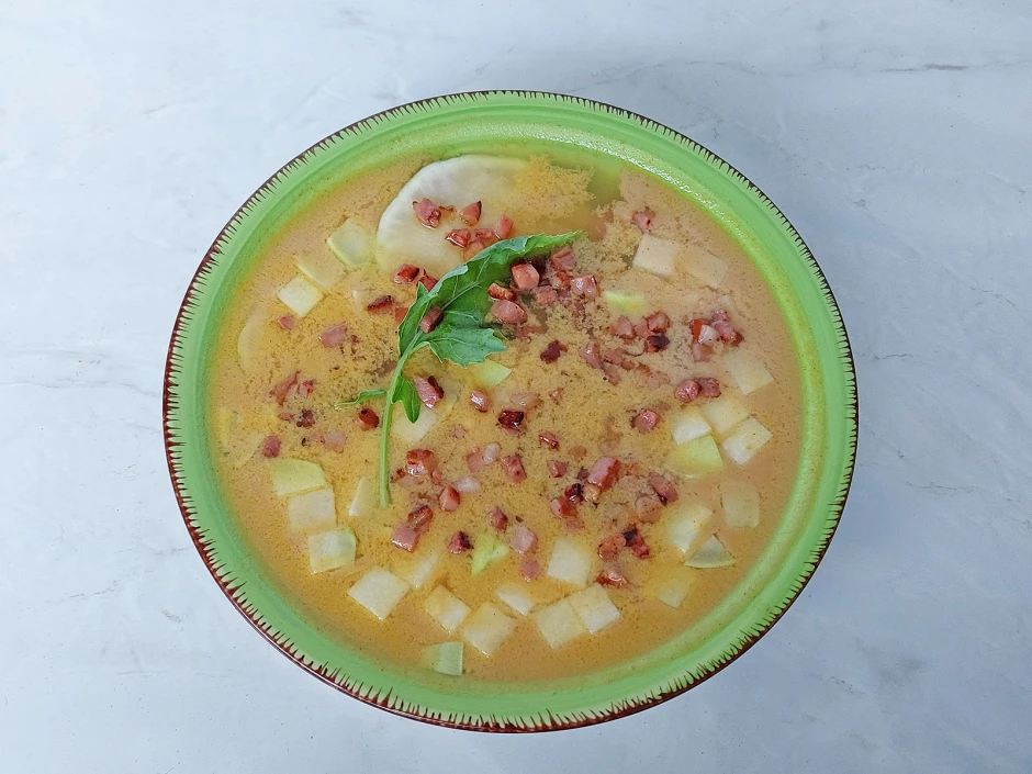 Kohlrabi-Currysuppe