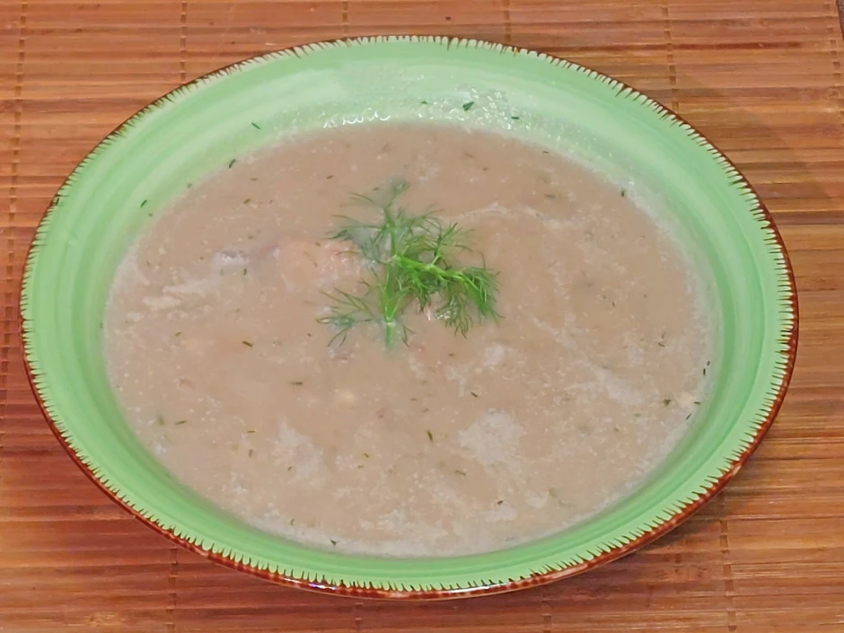Fenchel-Anissuppe mit Seelachs
