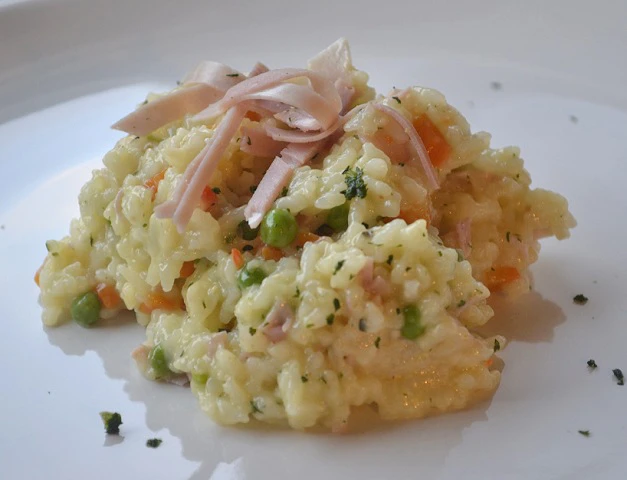 Gem&uuml;serisotto mit Schinken