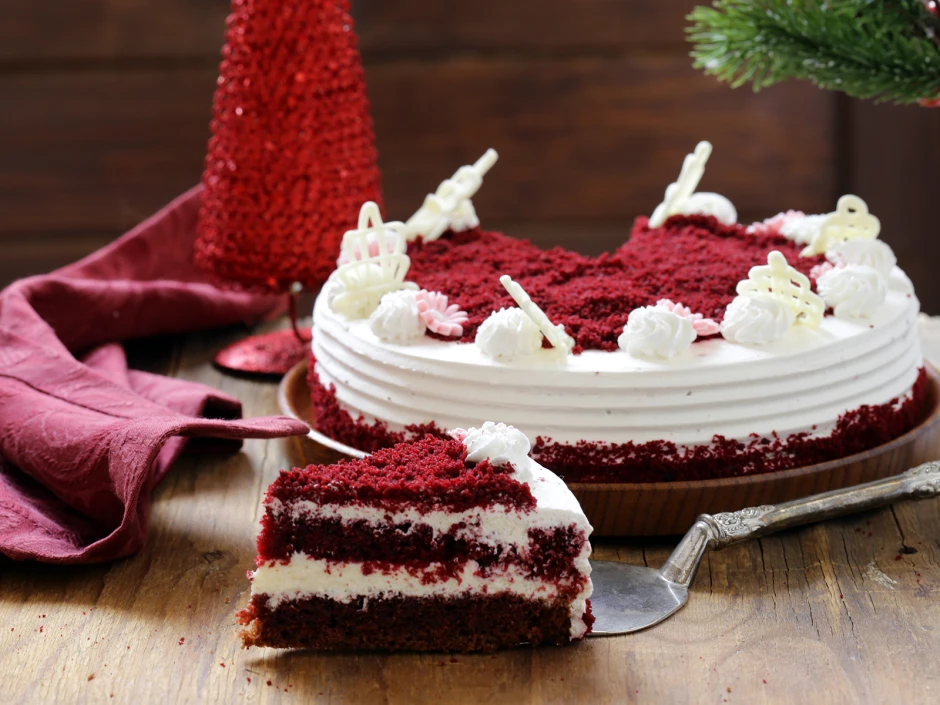 Red Velvet Weihnachtstorte