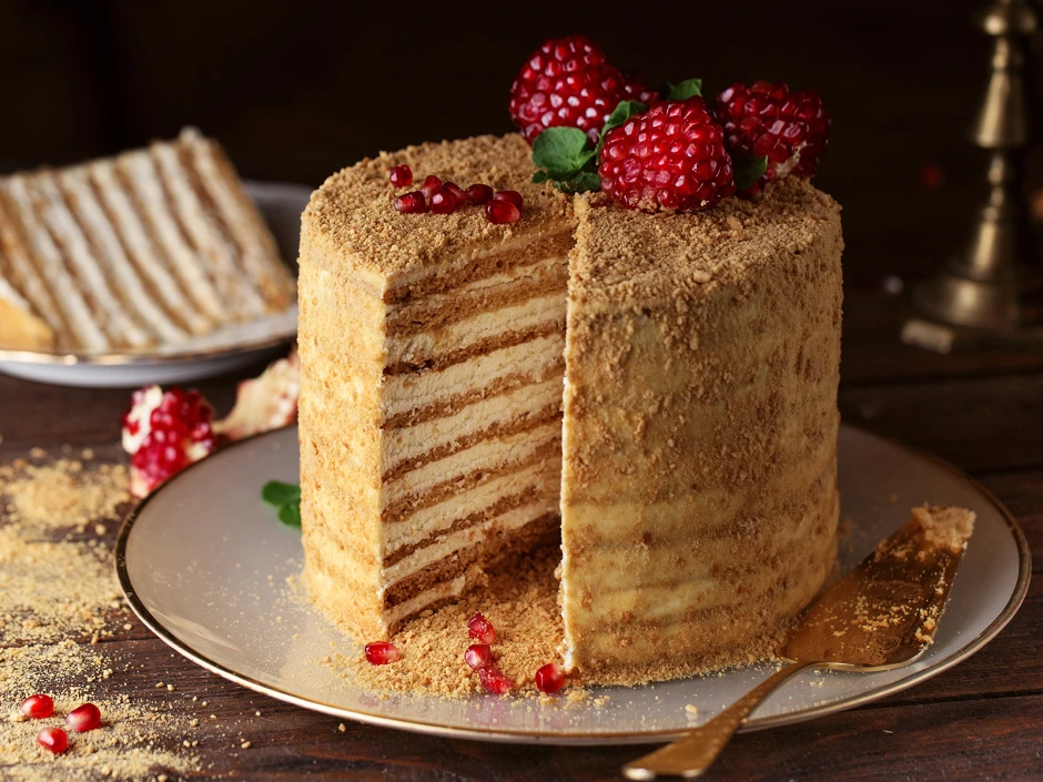 Weihnachtliche Honigtorte