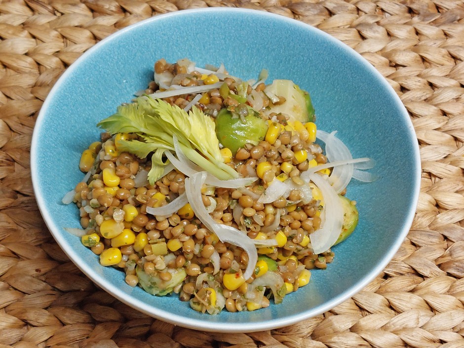 Linsen-Kohlsprossen-Salat
