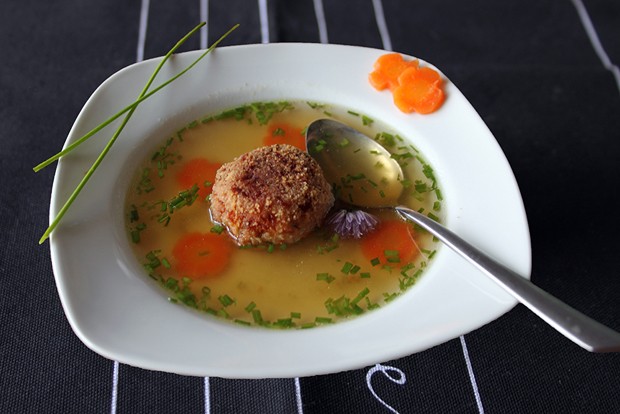 Kaspressknödelsuppe