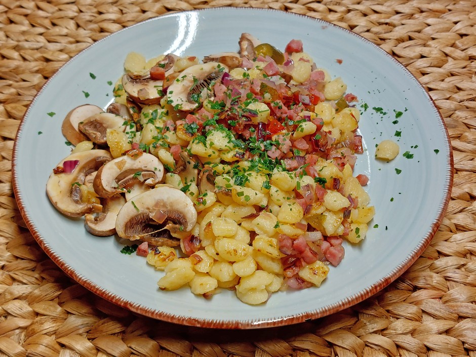 Spätzle-Jalapeno-Speckpfanne