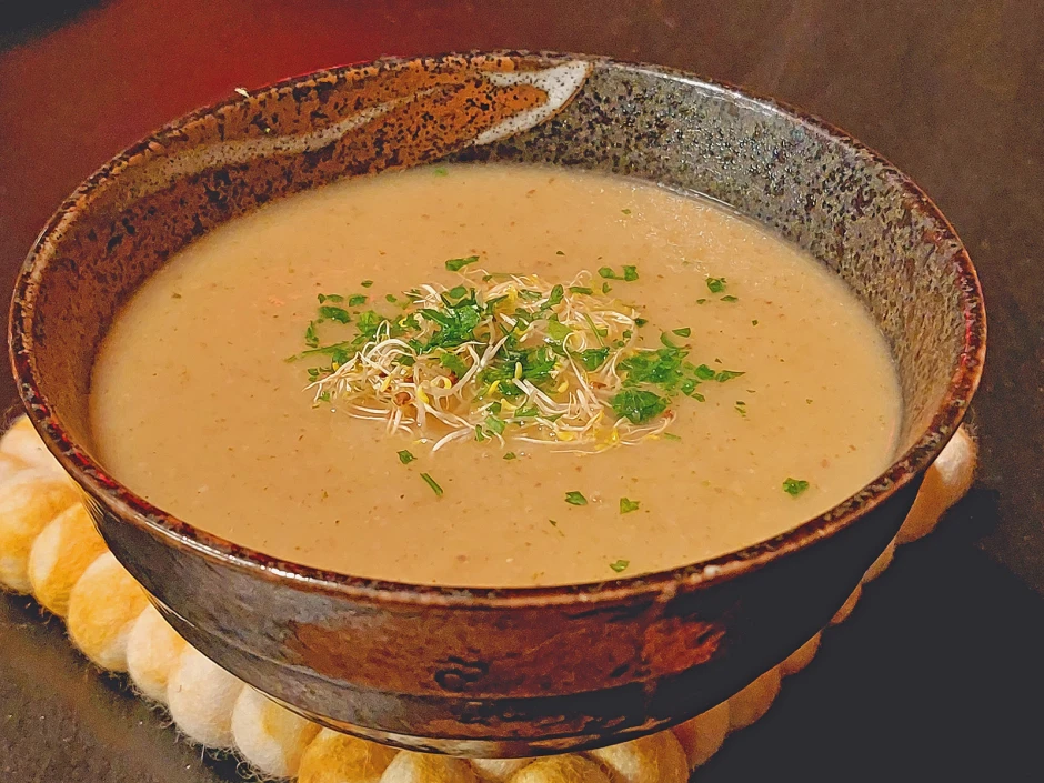 Pastinaken-Apfelsuppe
