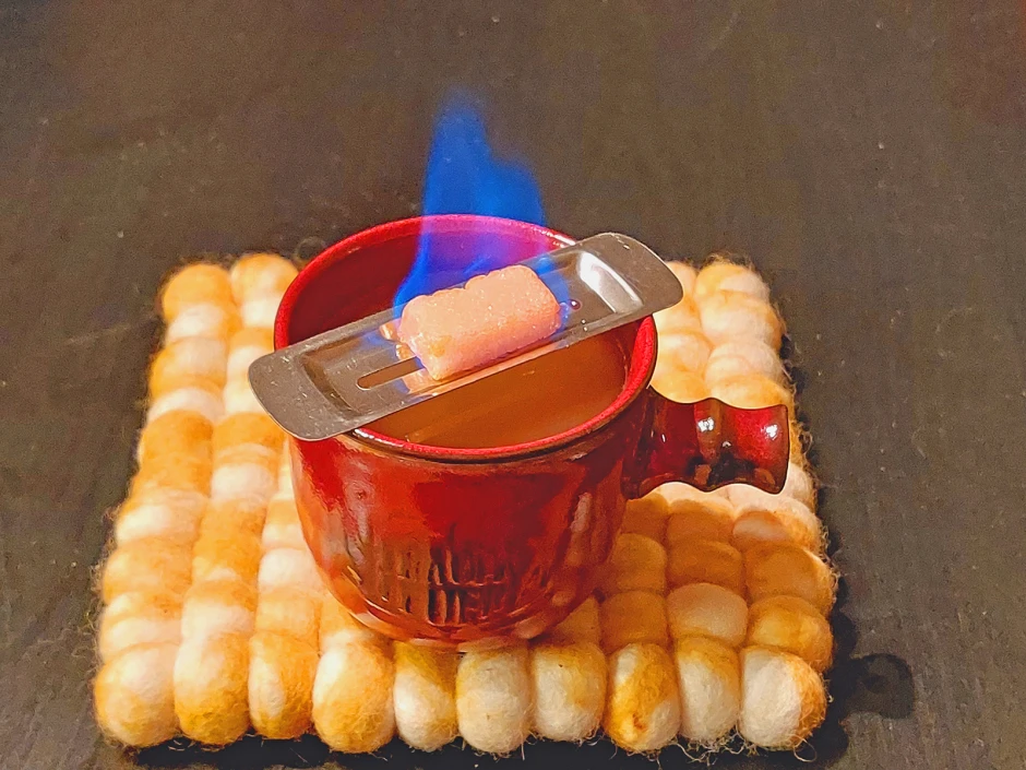 Orangen-Feuerzangenbowle