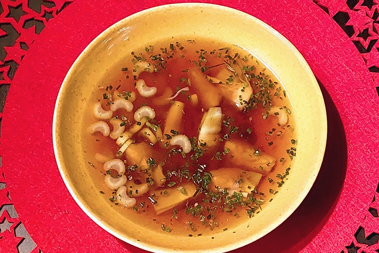 Wildsuppe mit Artischocken