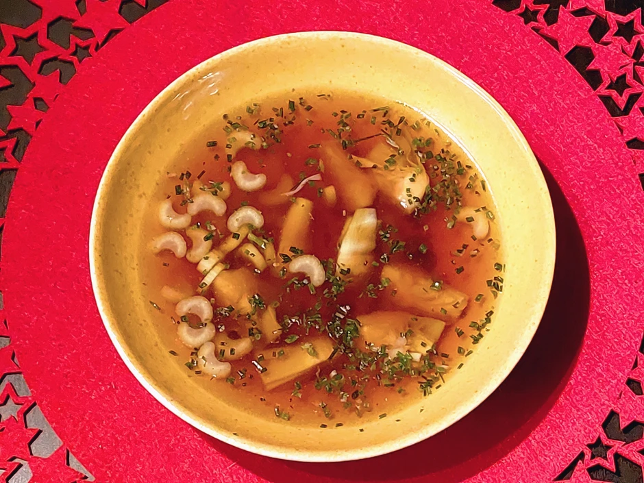 Wildsuppe mit Artischocken