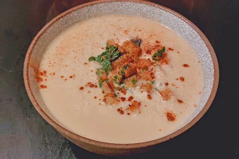 Cremig-pikante Wurzelsuppe