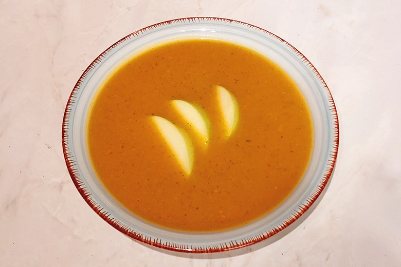 Kürbis-Apfel-Suppe