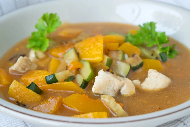 K&uuml;rbiseintopf mit Zucchini
