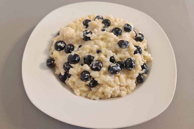 Milchreis mit Blaubeeren