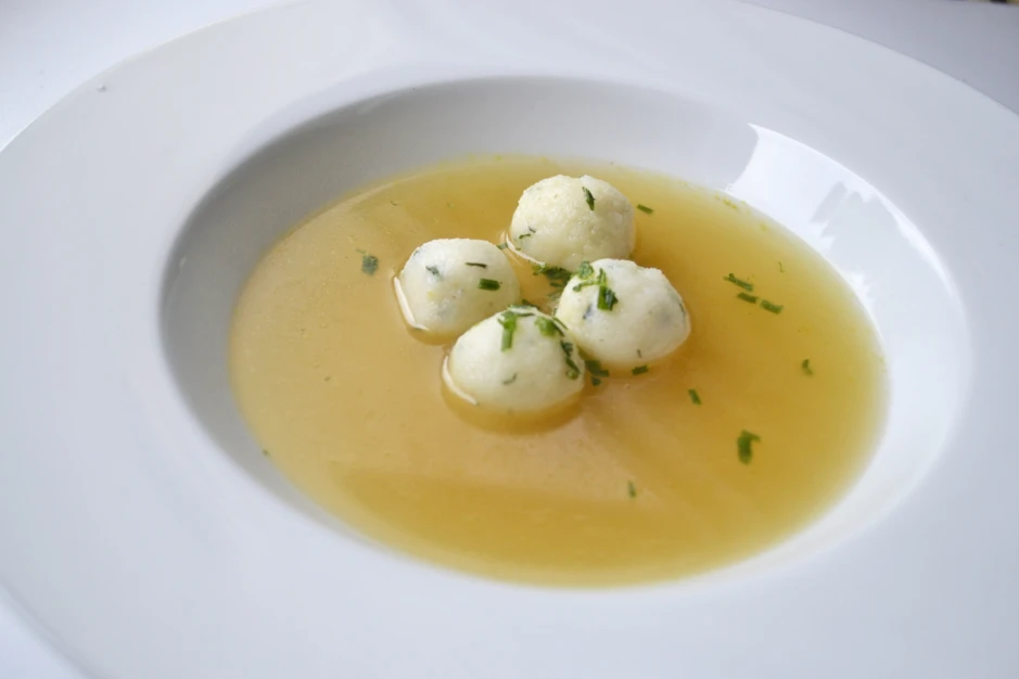 Griesskn&ouml;del