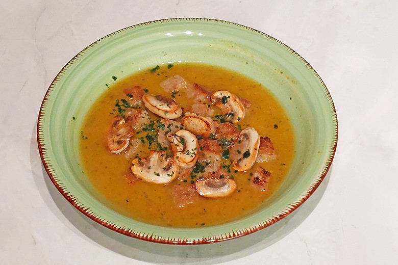 Brotsuppe mit Champignons