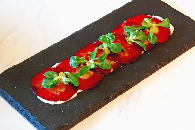 Rote-Bete-Carpaccio mit Curry