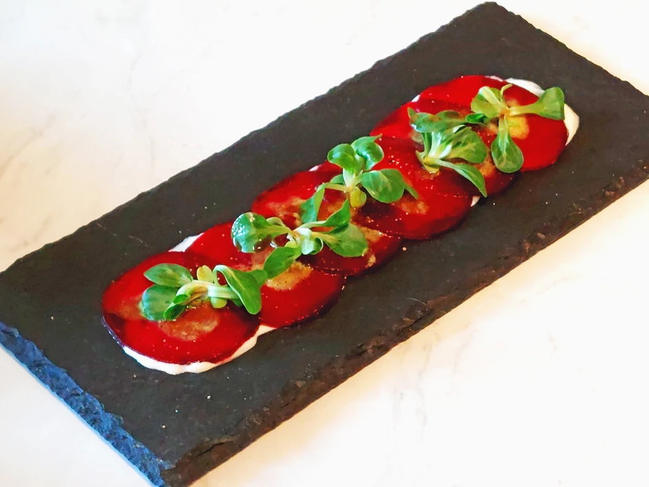 Rote-Bete-Carpaccio mit Curry