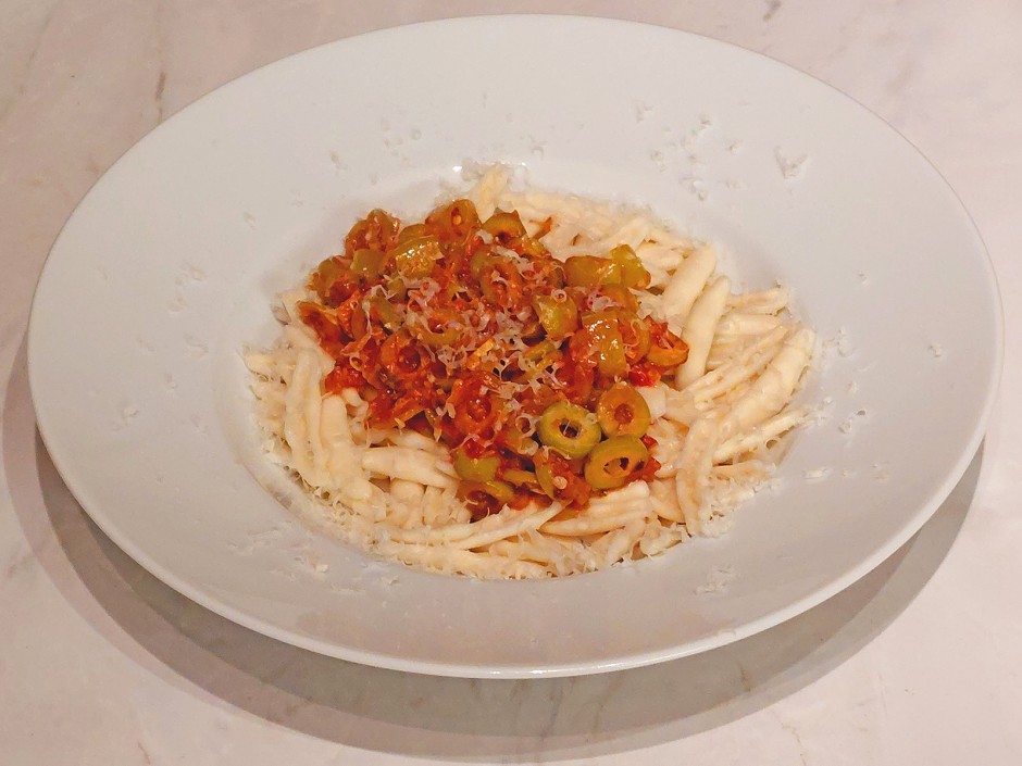 Casareccia mit Olivensoße