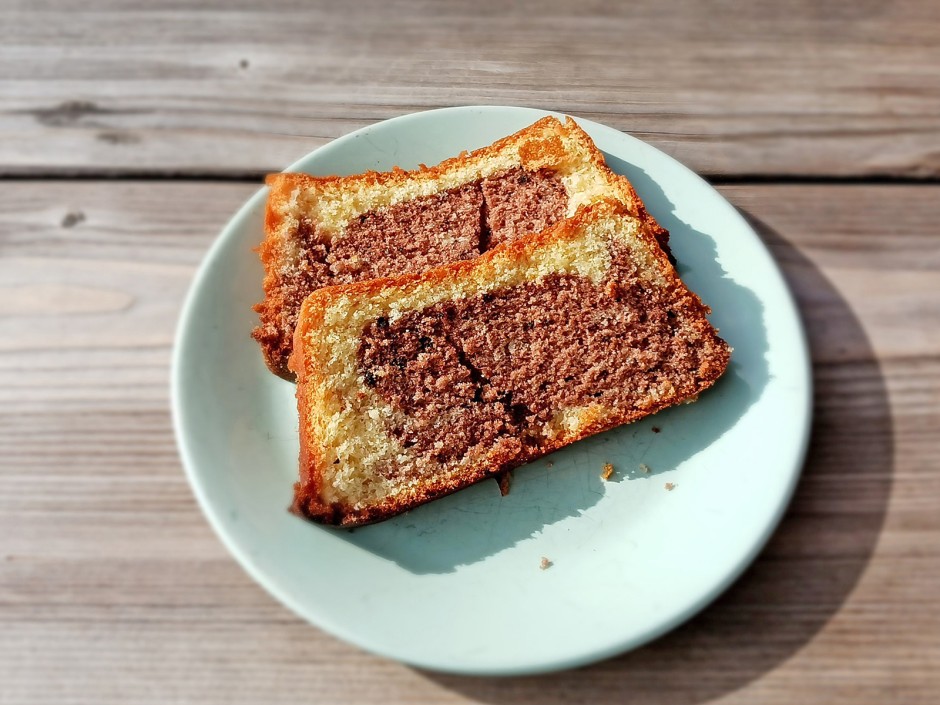 Marmorkuchen mit Öl und Birkenzucker