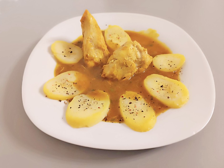 Hühnerfilet mit Saft und Salzkartoffel