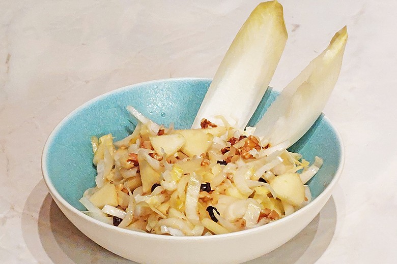 Chicorée-Apfel-Salat