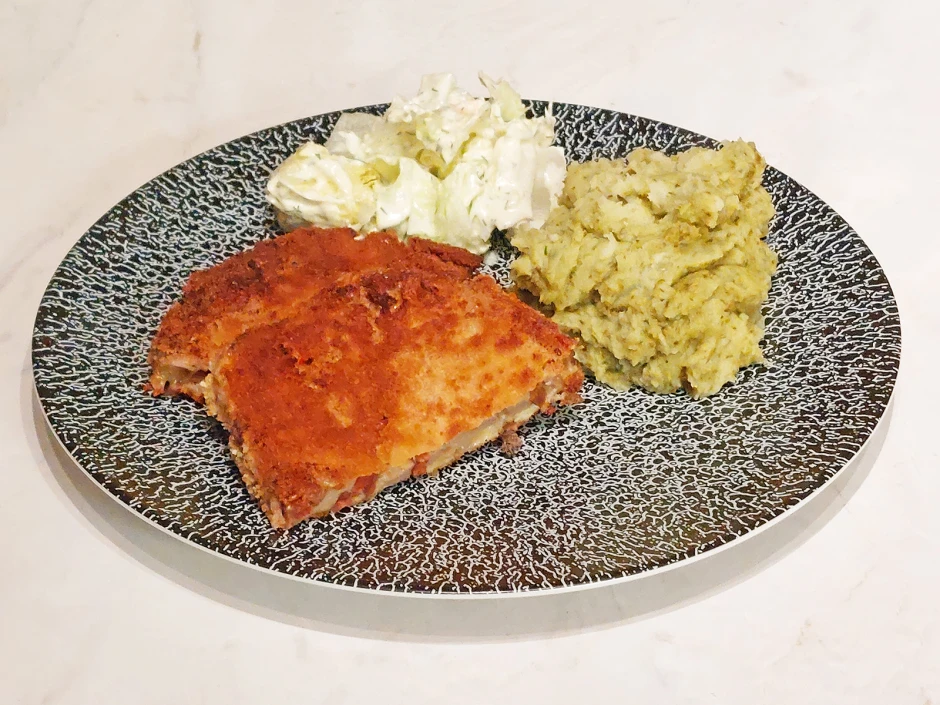 Panierter Pizzaleberk&auml;se mit Kartoffel-Basilikum-P&uuml;ree