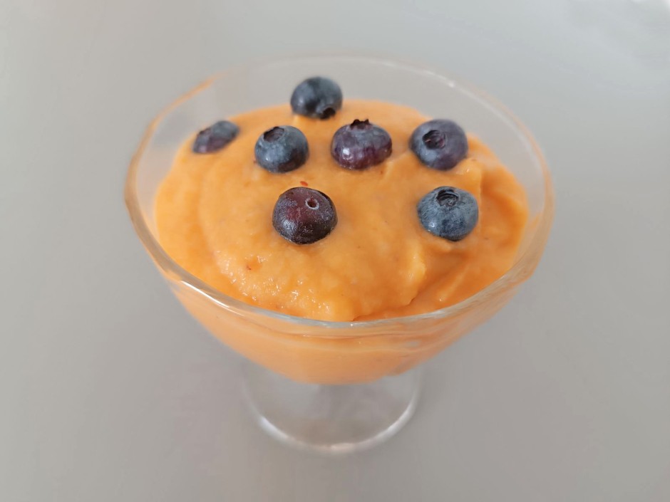 Obst-Gemüse-Becher
