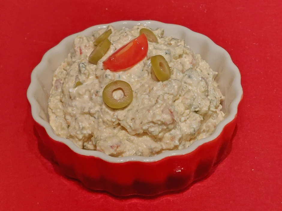Schafsk&auml;se-Oliven-Aufstrich