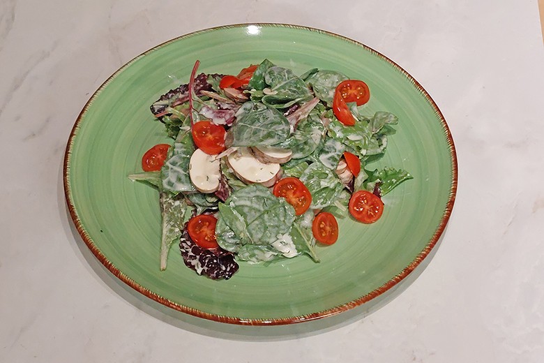 Sylter Pflücksalat mit Champignons