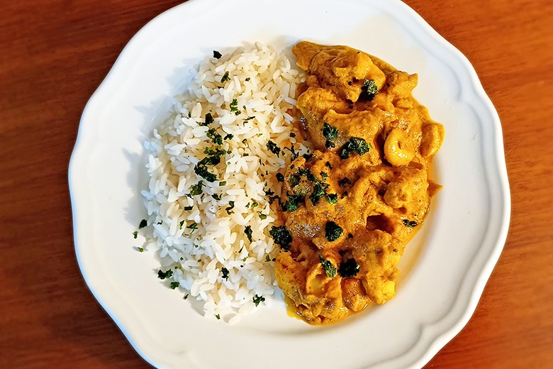 Karfiol-Erdnuss-Curry