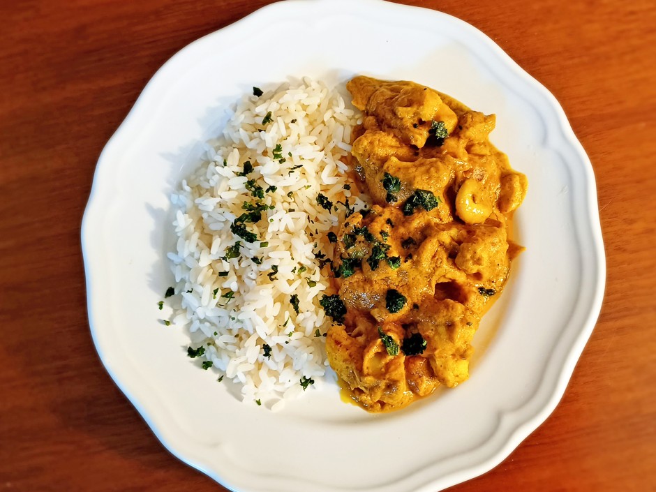 Karfiol-Erdnuss-Curry
