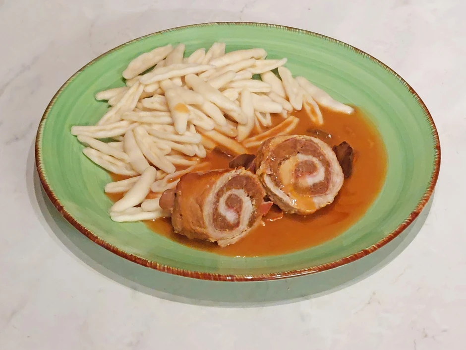 Schweinerouladen mit Mettf&uuml;llung